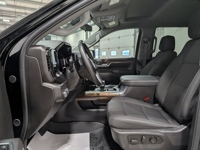 2025 GMC Sierra 1500 Elevation 5.3L V8 X31 Short Bed Buckets 20s Black Tubes