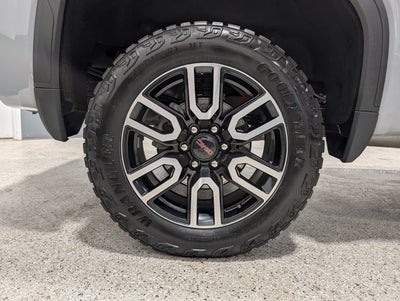 2024 GMC Sierra 1500 AT4 Premium Thunderstorm Short Bed Sunroof 6.2L V8 20’s