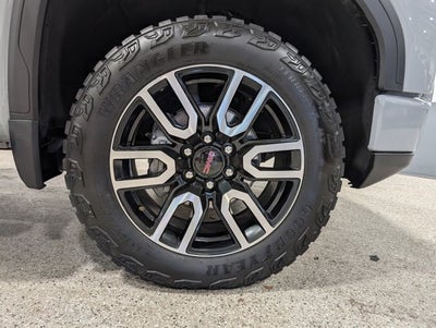 2024 GMC Sierra 1500 AT4 Premium Thunderstorm Short Bed Sunroof 6.2L V8 20’s
