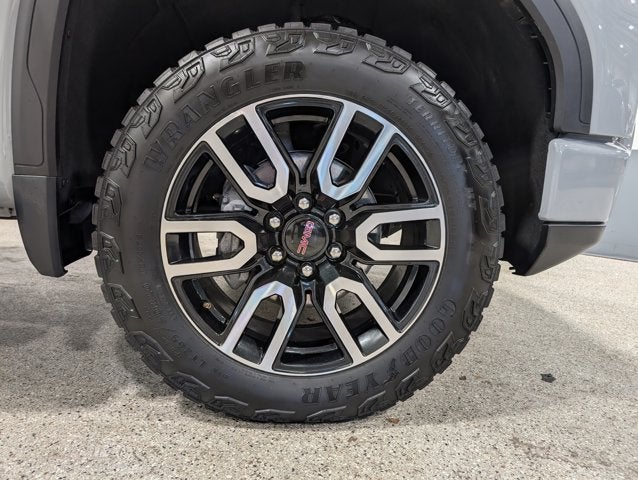 2024 GMC Sierra 1500 AT4 Premium Thunderstorm Short Bed Sunroof 6.2L V8 20’s
