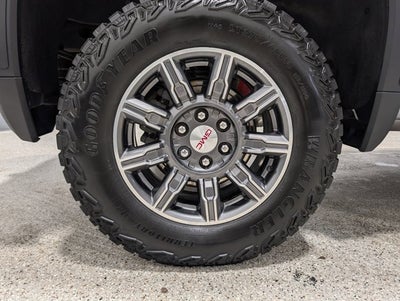 2024 GMC Sierra 1500 AT4 Preferred 6.2L V8 Tri-Fold Hard Cover Sport Steps