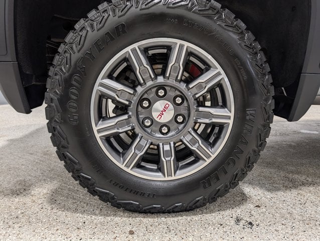 2024 GMC Sierra 1500 AT4 Preferred 6.2L V8 Tri-Fold Hard Cover Sport Steps