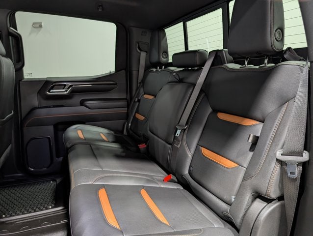 2024 GMC Sierra 1500 AT4 Preferred 6.2L V8 Tri-Fold Hard Cover Sport Steps