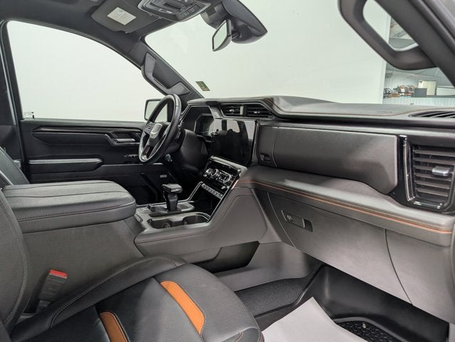 2024 GMC Sierra 1500 AT4 Preferred 6.2L V8 Tri-Fold Hard Cover Sport Steps