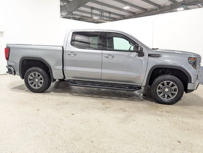 2024 GMC Sierra 1500 AT4 Preferred 6.2L V8 Tri-Fold Hard Cover Sport Steps