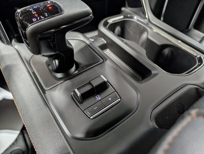 2024 GMC Sierra 1500 AT4 Preferred 6.2L V8 Tri-Fold Hard Cover Sport Steps