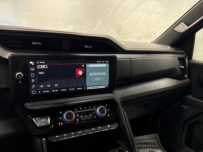 2023 GMC Sierra 1500 AT4 6.2L EcoTec3 V8 AT4 Preferred Package Summit White