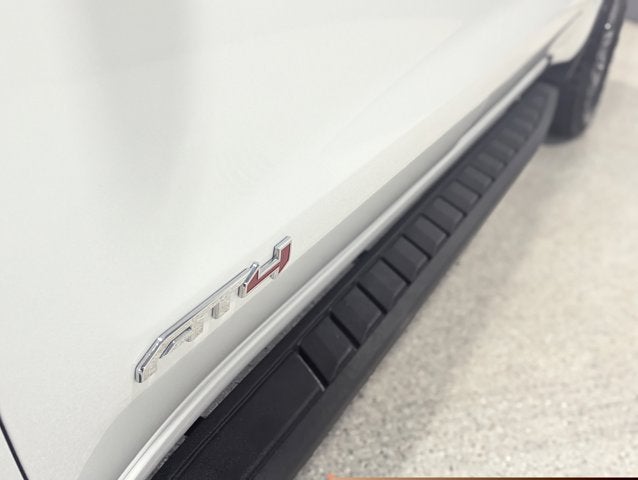 2025 GMC Sierra 1500 AT4 Premium Pkg 6.2L V8 Kicker Audio Nav