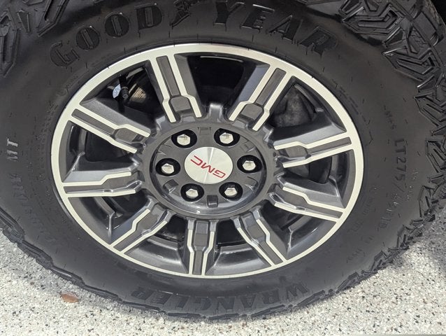 2025 GMC Sierra 1500 AT4 Premium Pkg 6.2L V8 Kicker Audio Nav