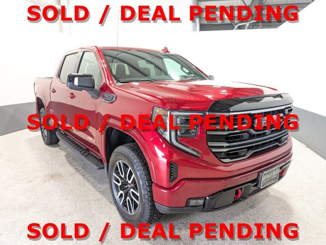 2025 GMC Sierra 1500 AT4 Premium Pkg Tech Pkg Sunroof Colored Mouldings Short Bed 6.2L V8