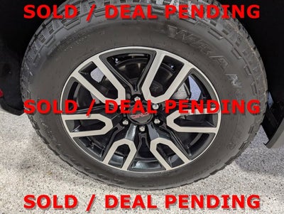 2025 GMC Sierra 1500 AT4 Premium Pkg Tech Pkg Sunroof Colored Mouldings Short Bed 6.2L V8