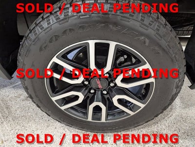 2025 GMC Sierra 1500 AT4 Premium Pkg Tech Pkg Sunroof Colored Mouldings Short Bed 6.2L V8