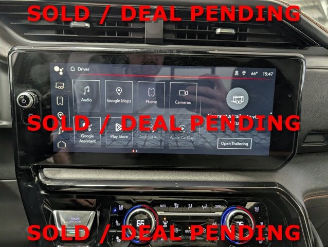 2025 GMC Sierra 1500 AT4 Premium Pkg Tech Pkg Sunroof Colored Mouldings Short Bed 6.2L V8