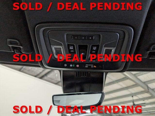 2025 GMC Sierra 1500 AT4 Premium Pkg Tech Pkg Sunroof Colored Mouldings Short Bed 6.2L V8