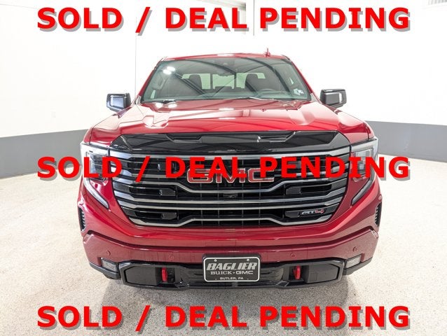 2025 GMC Sierra 1500 AT4 Premium Pkg Tech Pkg Sunroof Colored Mouldings Short Bed 6.2L V8