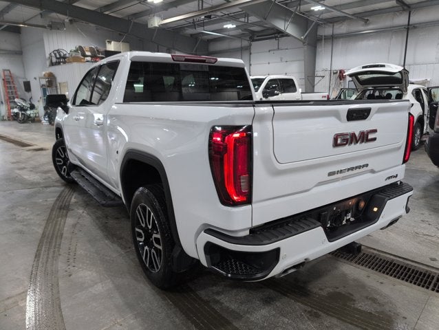 2023 GMC Sierra 1500 AT4 Premium Package Sunroof 6.2L V8 Off Road Steps