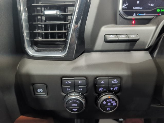 2025 GMC Sierra 1500 Denali Ultimate 6.2L EcoTec3 V8 4WD Leather
