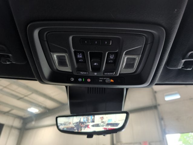 2025 GMC Sierra 1500 Denali Ultimate 6.2L EcoTec3 V8 4WD Leather
