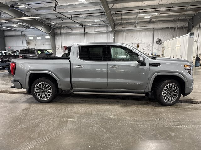 2026 GMC Sierra 1500 Denali Ultimate 6.2L V8 Body-Colour Arches Sterling Metallic