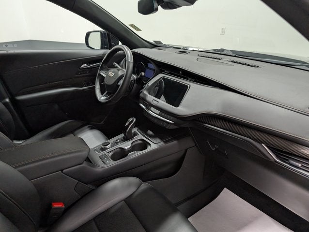 2023 Cadillac XT4 AWD Sport 2.0L Turbo Onyx Package Cold Weather Package Stellar Black