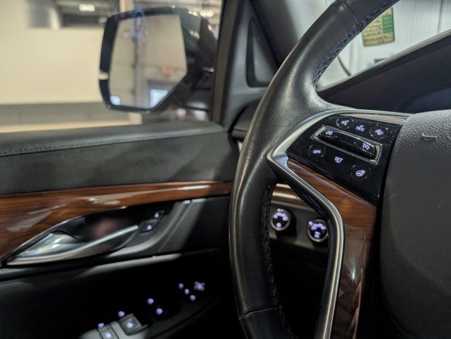 2017 Cadillac Escalade Luxury