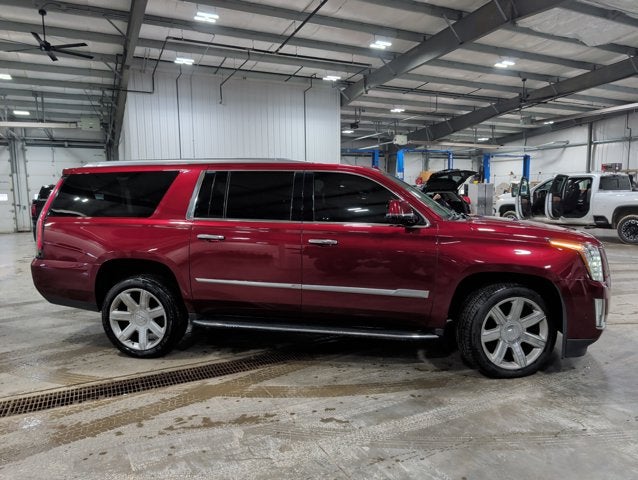 2020 Cadillac Escalade ESV Luxury Preferred Pkg Rear Entertainment Panoramic Roof 6.2L V8 Loaded