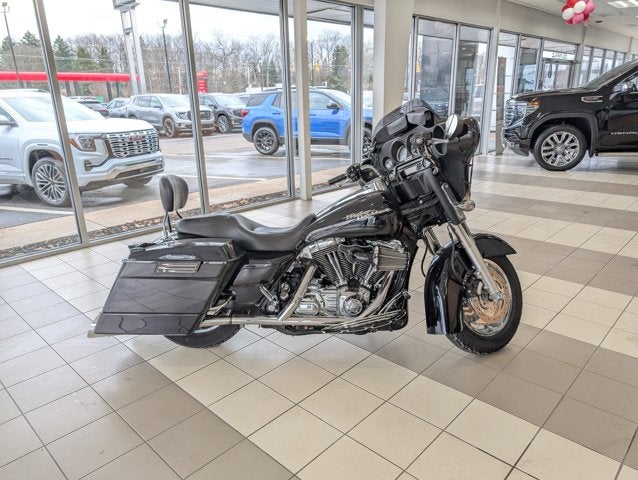 2006 HARLEY DAVID STREET GLIDE Base