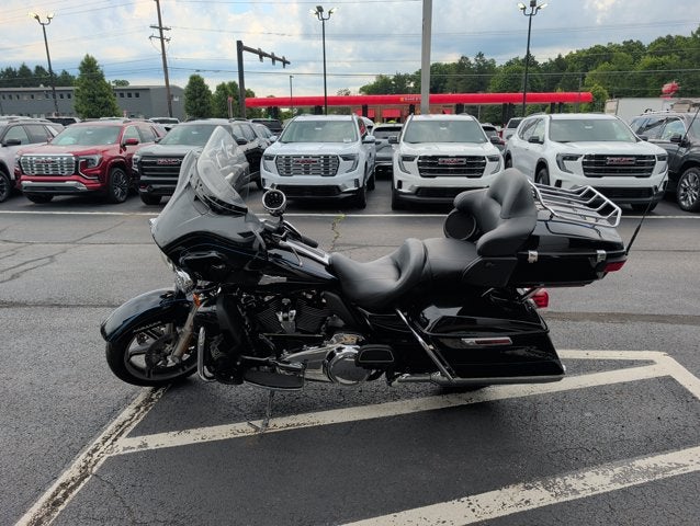2020 HARLEY-DAVID FLTHTK Ultra Classic One Owner Apple CarPlay Security System