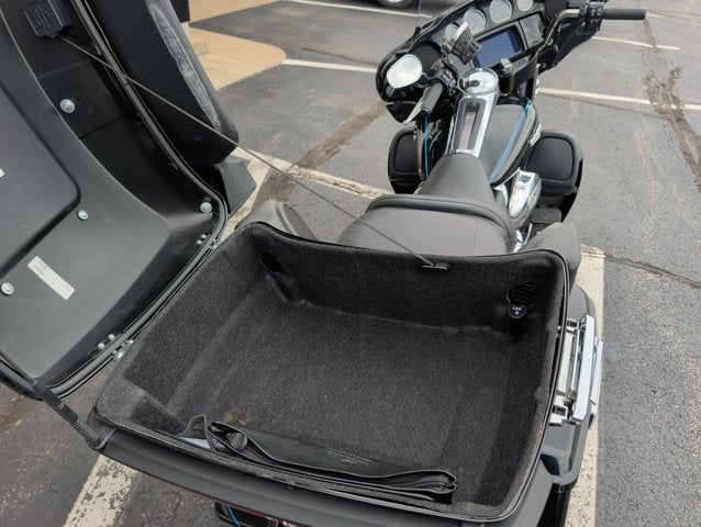 2020 HARLEY-DAVID FLTHTK Ultra Classic One Owner Apple CarPlay Security System