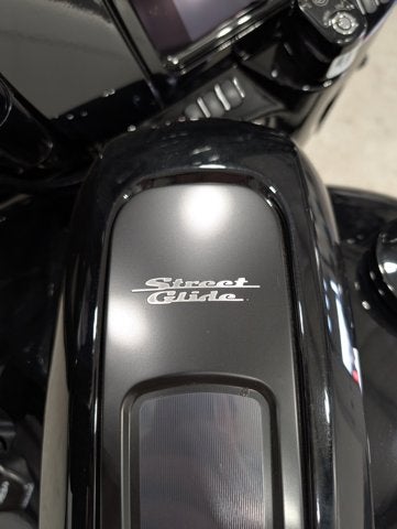 2023 Harley-Davidson FLHXS Street Glide Special Milwaukee-Eight Infotainment Blacked-Out Style