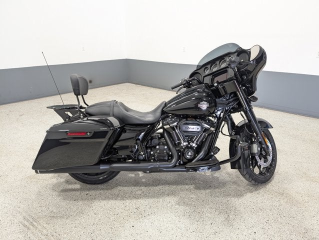 2023 Harley-Davidson FLHXS Street Glide Special Milwaukee-Eight Infotainment Blacked-Out Style
