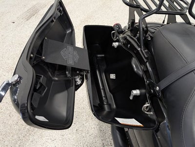 2023 Harley-Davidson FLHXS Street Glide Special Milwaukee-Eight Infotainment Blacked-Out Style