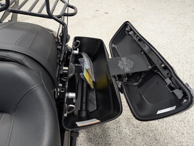 2023 Harley-Davidson FLHXS Street Glide Special Milwaukee-Eight Infotainment Blacked-Out Style