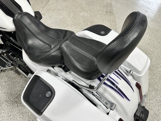 2016 Harley-Davidson FLHXSE CVO Street Glide CVO Screamin’ Eagle Boom! Audio Rare Color Loaded