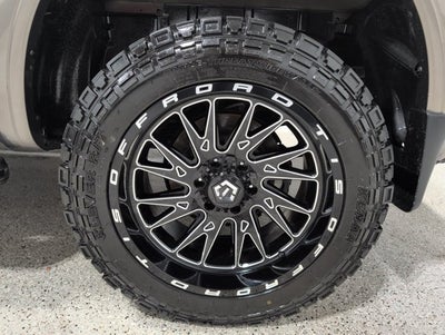 2017 Nissan Titan Platinum Reserve 4x4 Loaded Leather NAV Heat/Cool Seats Tow Pkg