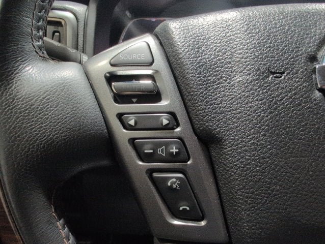 2017 Nissan Titan Platinum Reserve 4x4 Loaded Leather NAV Heat/Cool Seats Tow Pkg