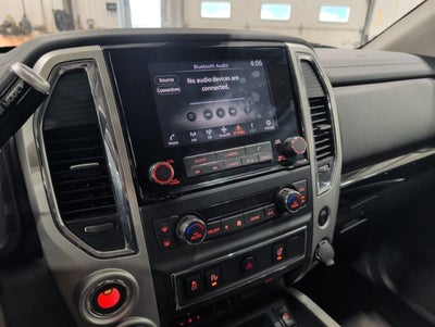 2023 Nissan Titan SV Utility Tow Convenience Chrome Package