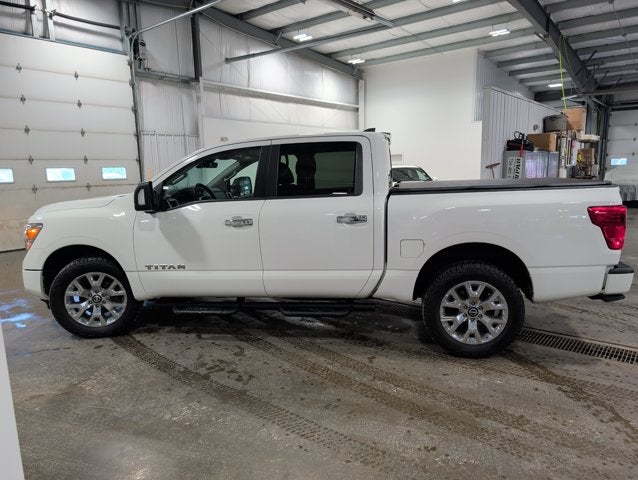 2023 Nissan Titan SV Utility Tow Convenience Chrome Package