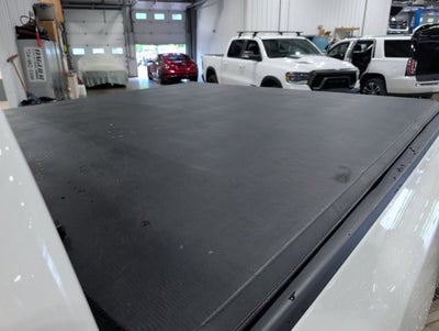 2023 Nissan Titan SV Utility Tow Convenience Chrome Package