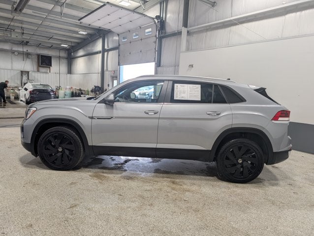 2026 Volkswagen Atlas Cross Sport 2.0T SE w/Technology