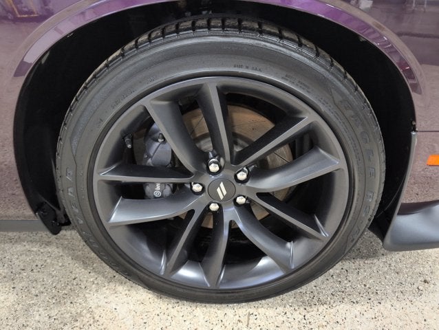 2021 Dodge Challenger R/T Plus 6-Speed Manual Blacktop Performance Group Hellraisin