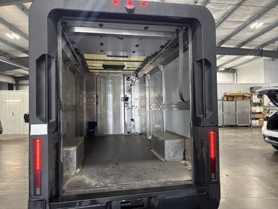 2024 BrightDrop Zevo 600 EJY AWD Commercial Equipment Heat Light Package Oyster White
