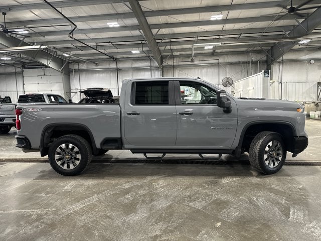 2024 Chevrolet Silverado 2500HD Custom