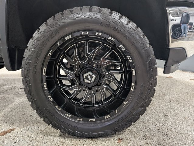 2024 Chevrolet Silverado 2500HD LT Z71 Leveled Gas LT Leather Buckets A/M Exhaust