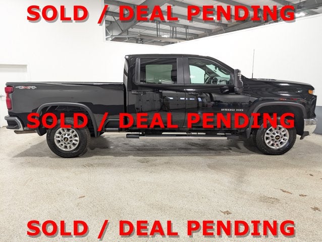 2024 Chevrolet Silverado 2500HD LT Standard Bed Chrome Steps 6.6L Gas V8