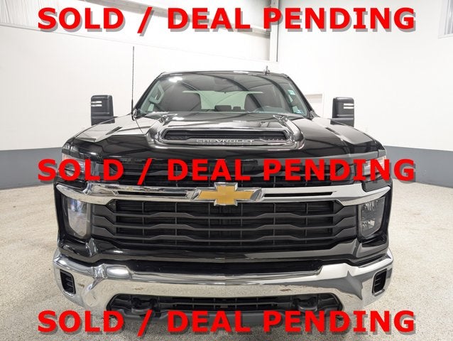 2024 Chevrolet Silverado 2500HD LT Standard Bed Chrome Steps 6.6L Gas V8