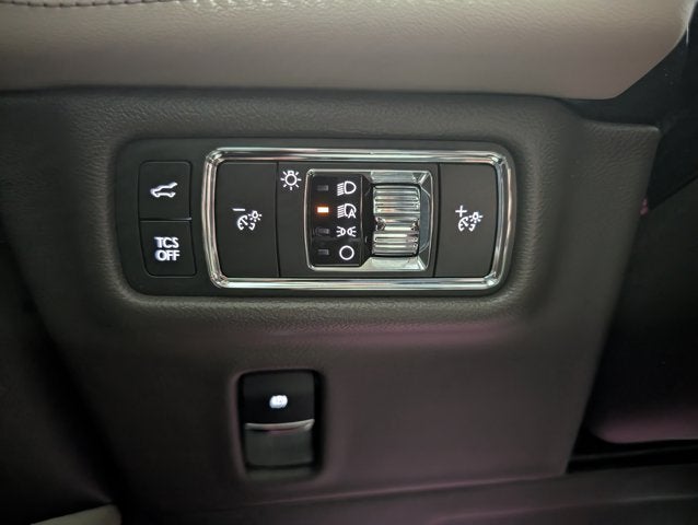 2021 Lincoln Nautilus Reserve AWD Turbo Panoroof Heated/Cooled Leather Nav Safety