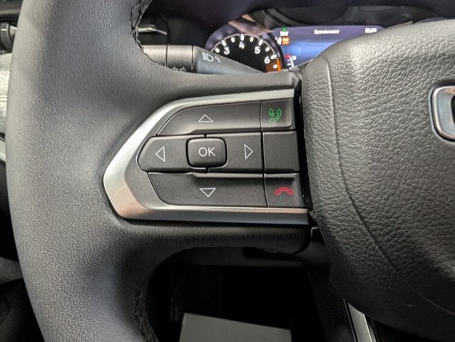 2024 Jeep Compass Latitude Lux Turbo 4WD Heated Leatherette Remote Start Safety Tech