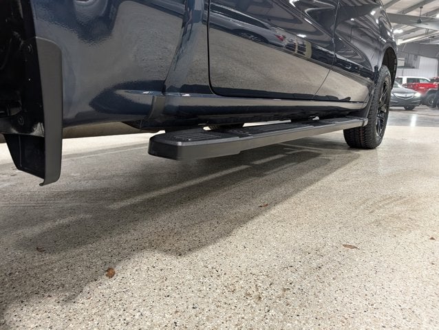 2021 Chevrolet Silverado 1500 Custom Blackout Pkg Remote Start 4x4 Heated Mirrors Short Bed