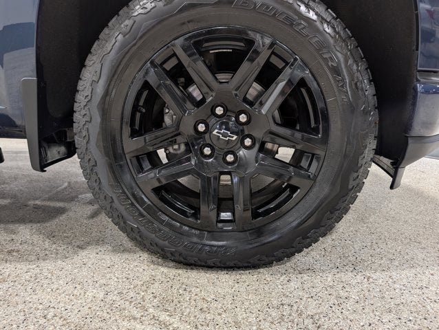 2021 Chevrolet Silverado 1500 Custom Blackout Pkg Remote Start 4x4 Heated Mirrors Short Bed